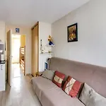 Apartman A Pour 6 Avec Balcon, Vue Montagne Et Parking - Fr-1-402-34
