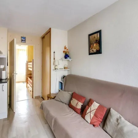 아파트 A Pour 6 Avec Balcon, Vue Montagne Et Parking - Fr-1-402-34