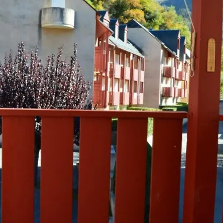 A Pour 6 Avec Balcon, Vue Montagne Et Parking - Fr-1-402-34 Esquièze - Sère