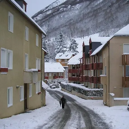 A Pour 6 Avec Balcon, Vue Montagne Et Parking Appartement Esquièze - Sère