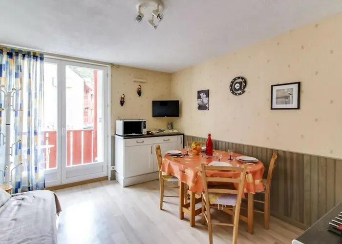 A Pour 6 Avec Balcon, Vue Montagne Et Parking - Fr-1-402-34 아파트 Esquièze - Sère