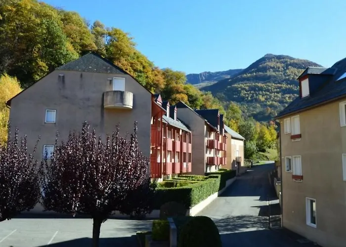 A Pour 6 Avec Balcon, Vue Montagne Et Parking - Fr-1-402-34