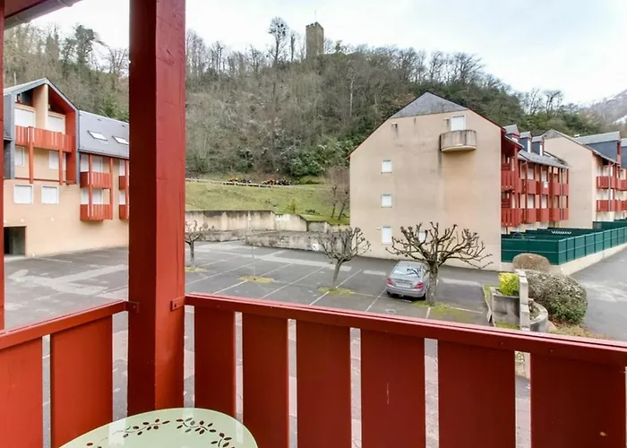 아파트 A Pour 6 Avec Balcon, Vue Montagne Et Parking - Fr-1-402-34